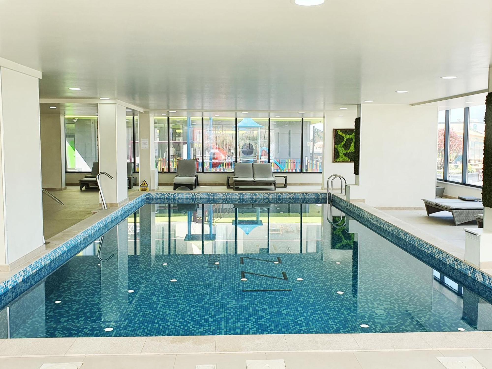 Purple Onyx - Pool & Spa Beach Resort Năvodari Εξωτερικό φωτογραφία