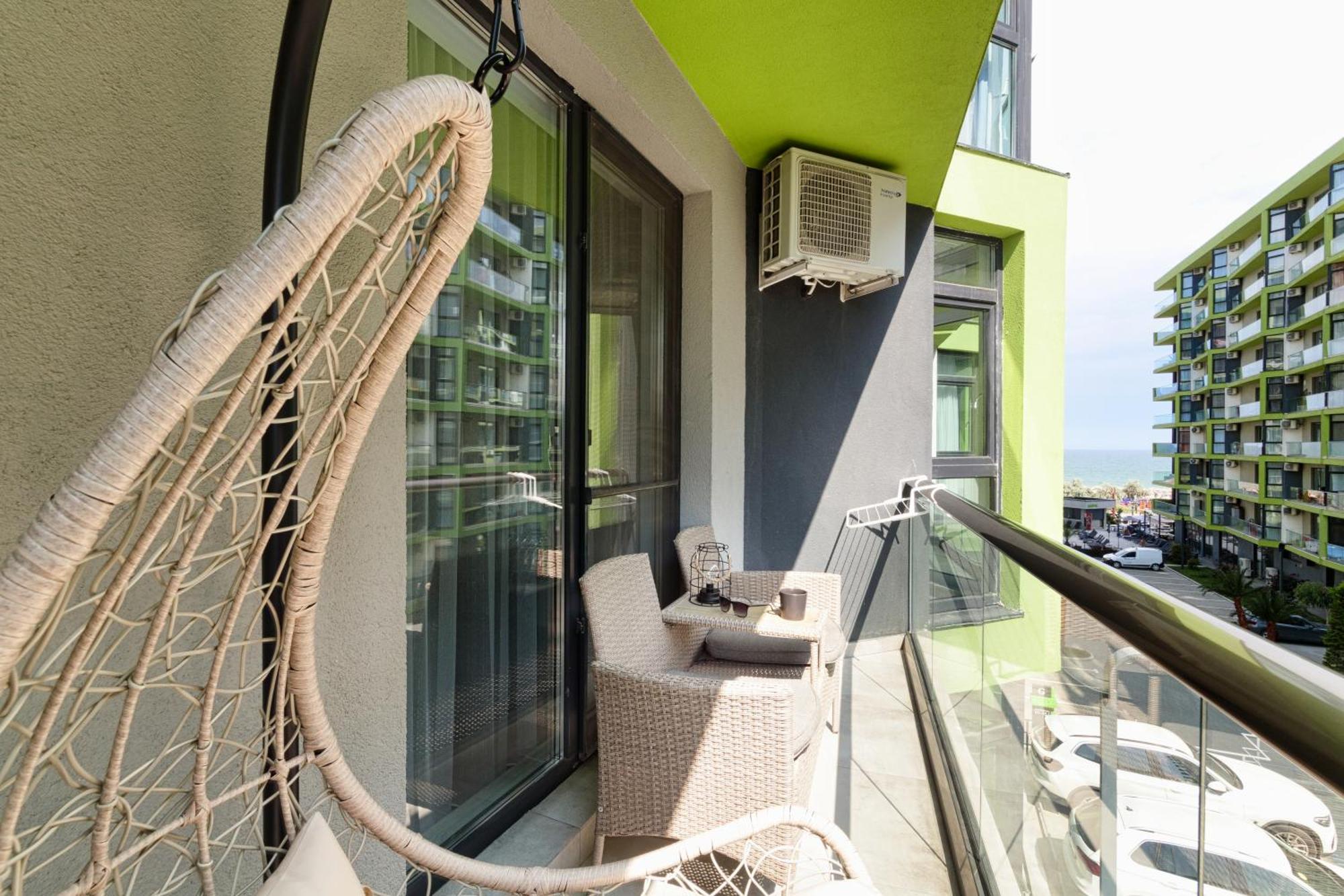 Purple Onyx - Pool & Spa Beach Resort Năvodari Εξωτερικό φωτογραφία