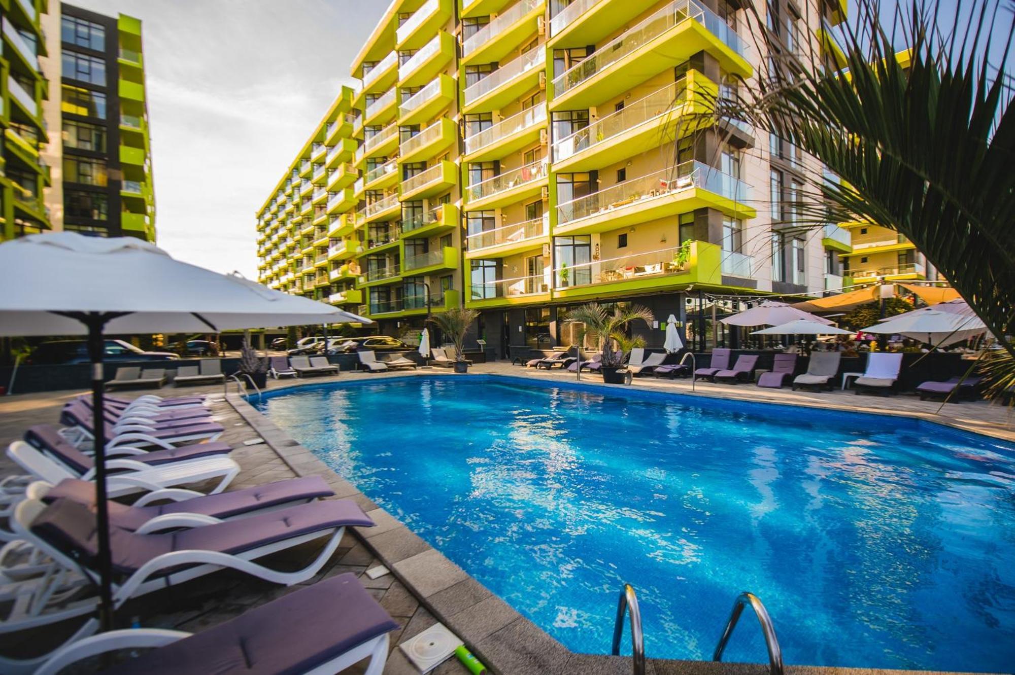 Purple Onyx - Pool & Spa Beach Resort Năvodari Εξωτερικό φωτογραφία