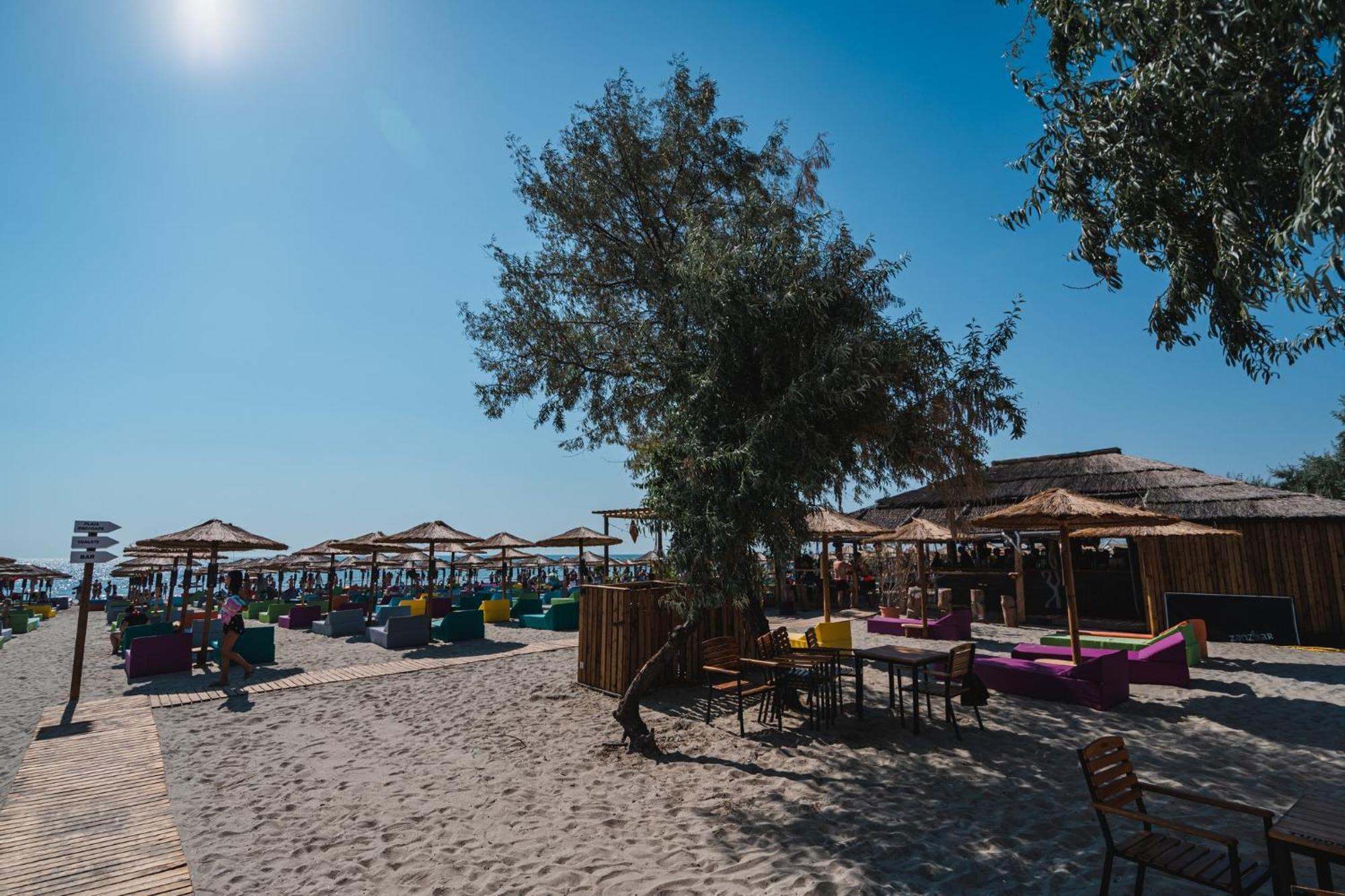 Purple Onyx - Pool & Spa Beach Resort Năvodari Εξωτερικό φωτογραφία