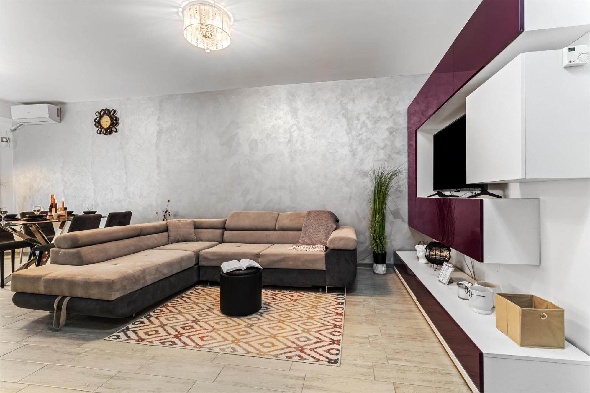 Purple Onyx - Pool & Spa Beach Resort Năvodari Εξωτερικό φωτογραφία